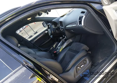 2016 Audi Sq5 3.0T Premium Plus z USA, uszkodzony, nr VIN WA1CCAFP0GA022562